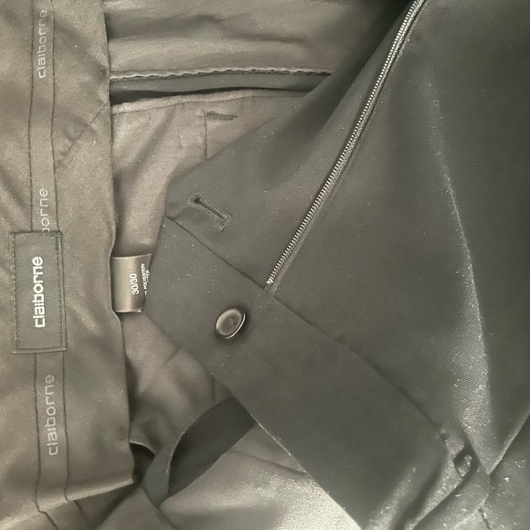 Two pairs of pants,black Claiborne & brown J Ferrar - Picture 2 of 5